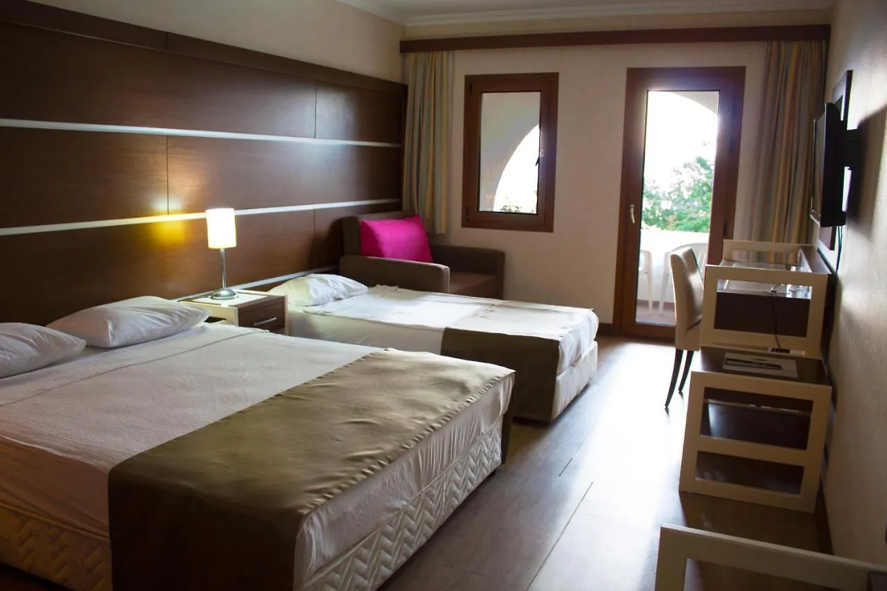 Woxxie Hotel Тургутрейс 4*,  Турция